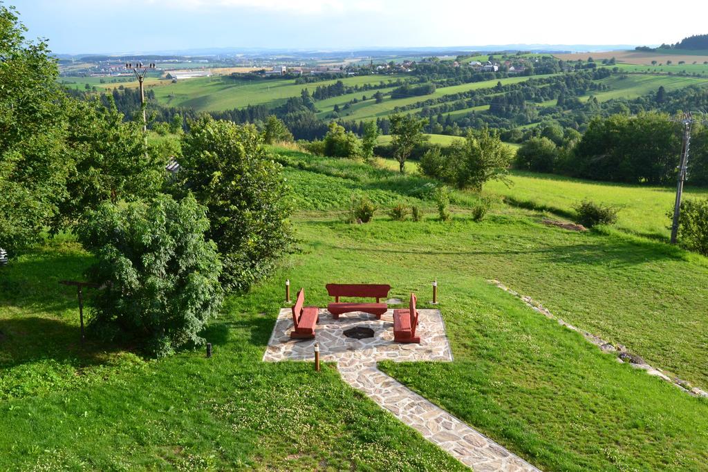 Ubytovani Na Hajence Bystrice nad Pernstejnem Exterior foto