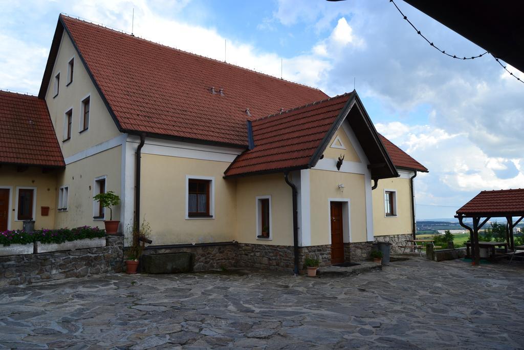 Ubytovani Na Hajence Bystrice nad Pernstejnem Exterior foto