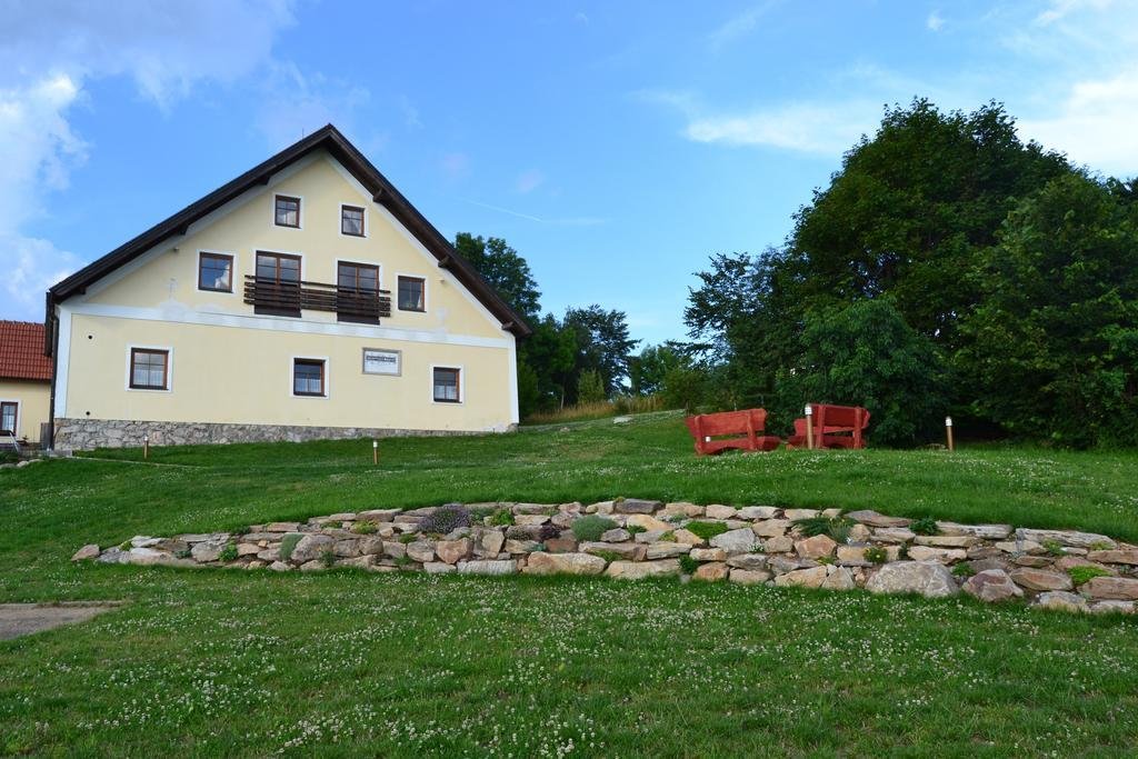 Ubytovani Na Hajence Bystrice nad Pernstejnem Exterior foto