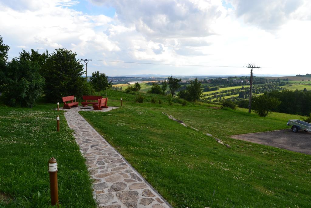 Ubytovani Na Hajence Bystrice nad Pernstejnem Exterior foto